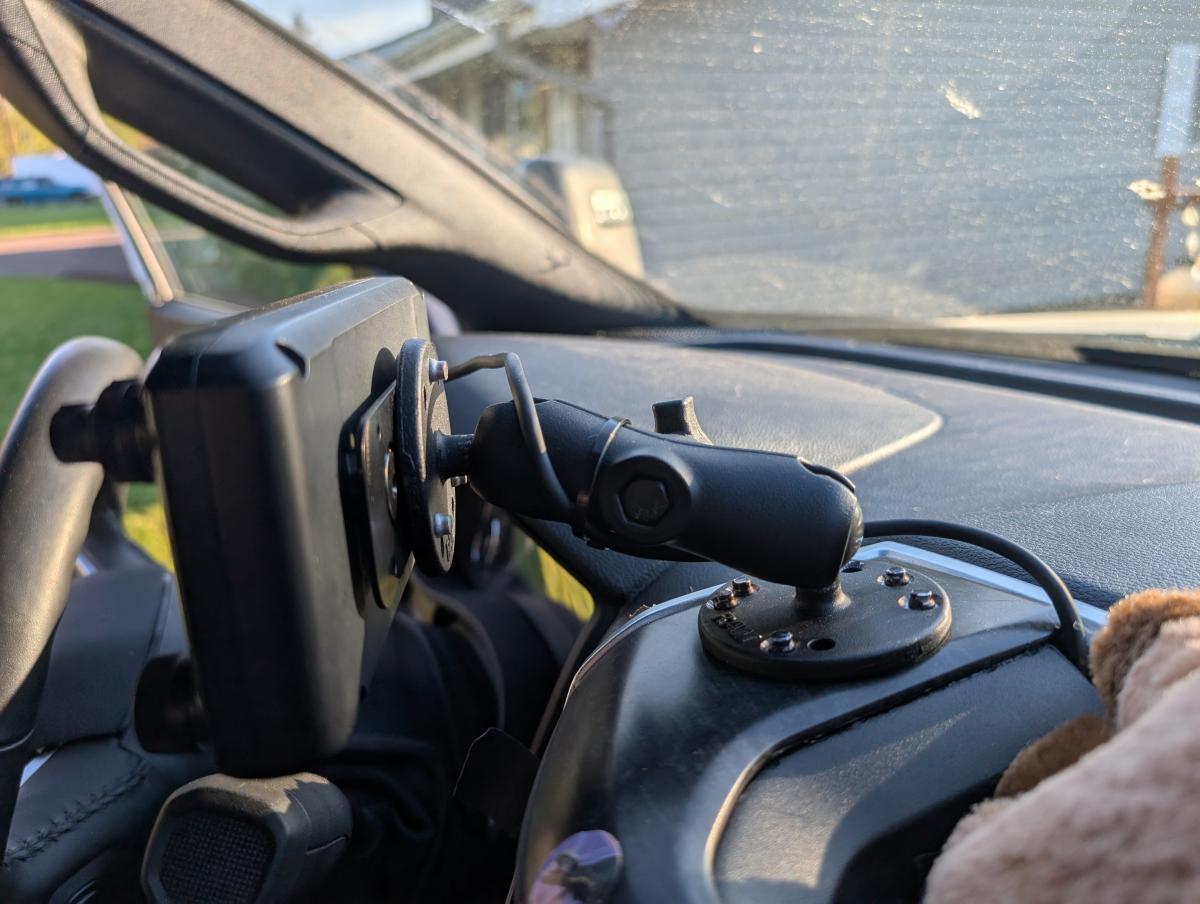 A picture of the ram mount utilized to mount an ICOM-5100 head unit in a 2024 Ram 3500